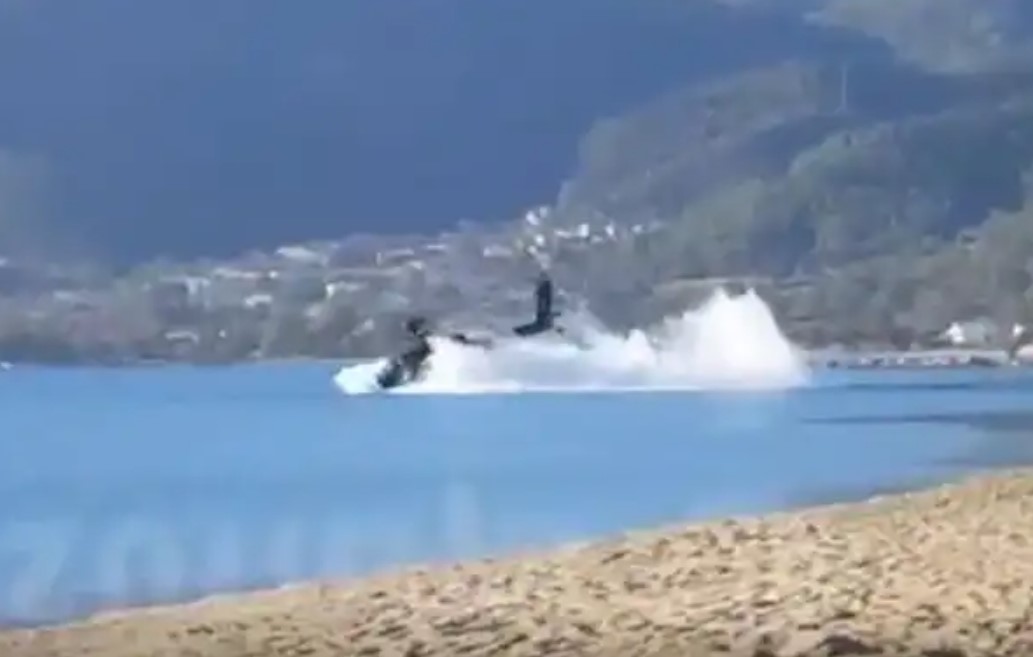 Военные Греции утопили вертолёт AH-64 «Апач», пытаясь повторить трюк российского «Ка-52″…