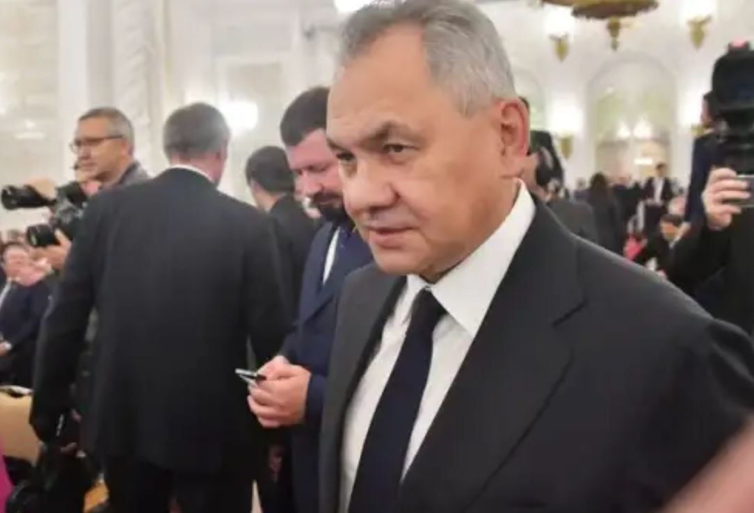 Министр обороны Украины попытался сохранить лицо после ультиматума Шойгу