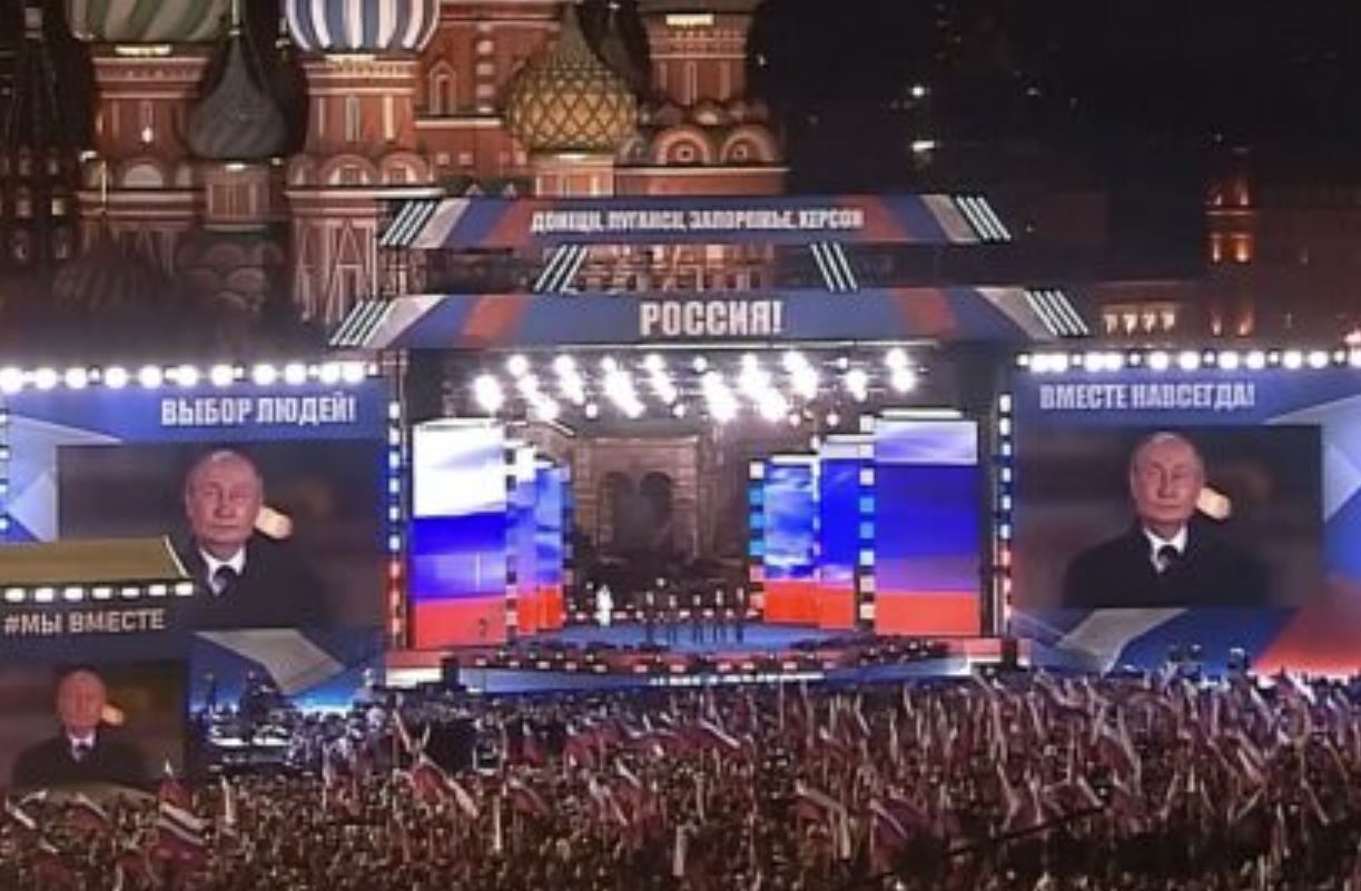 Путин дал сигнал прозападной элите, а Кадыров – чиновникам в погонах