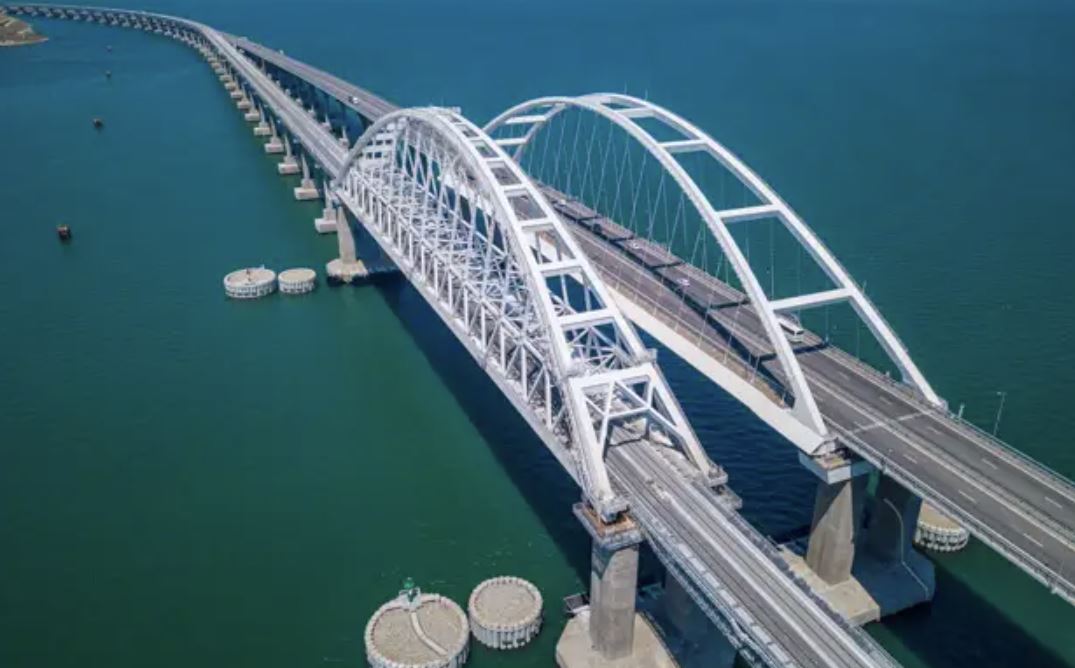 Крымскому мосту грозит большая опасность. План британцев для ВСУ