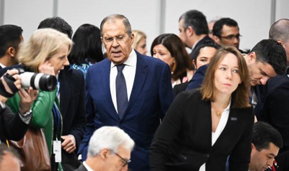 Доктрина сдерживания России не смогла остановить Лаврова