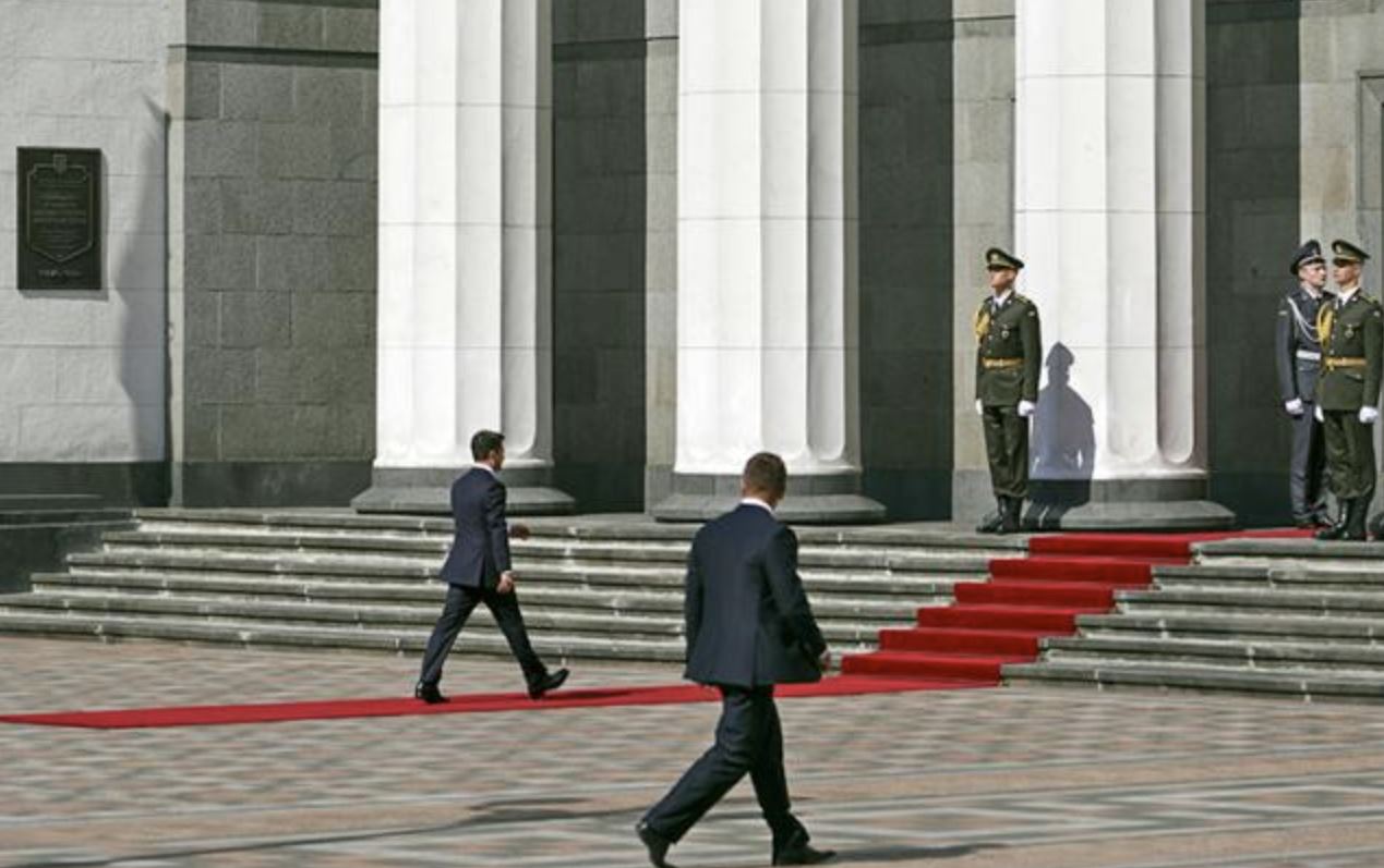 Владимир Олейник: На Банковой зреет дворцовый переворот